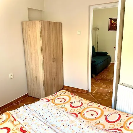 Balaton Apartman *